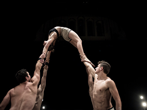 cir_069_173-a-simple-space-1