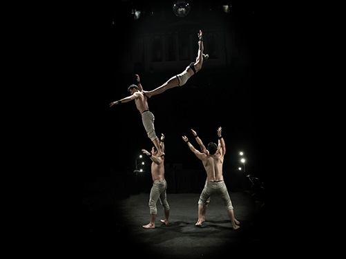 cir_069_173-a-simple-space-2