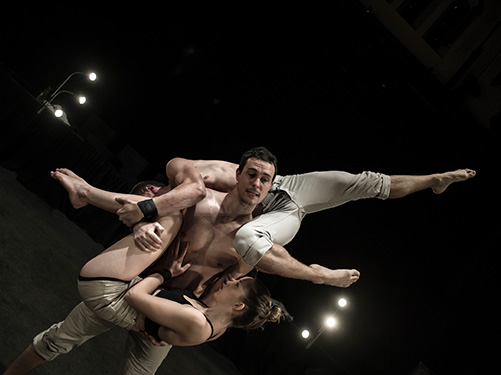 cir_069_173-a-simple-space-7